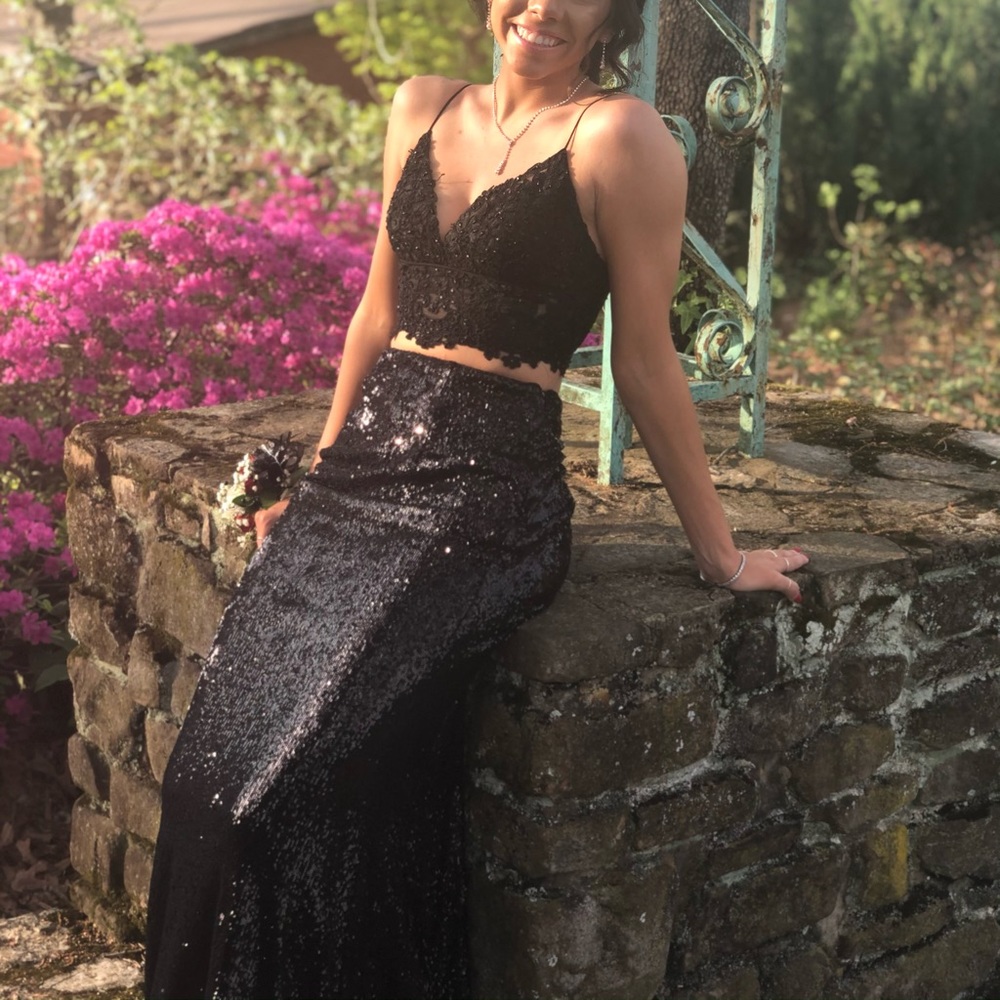 2021 Sherri Hill prom dress. only worn once